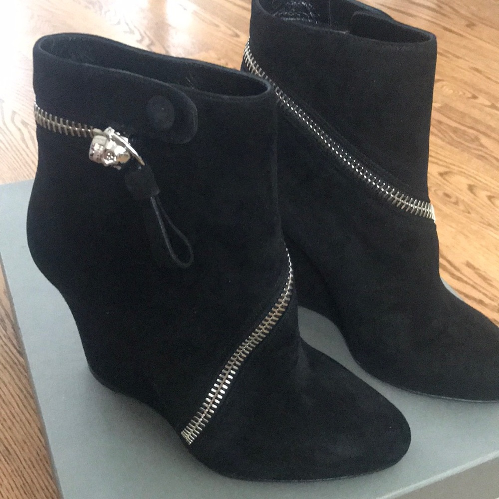 Alexander McQueen zip wedges
